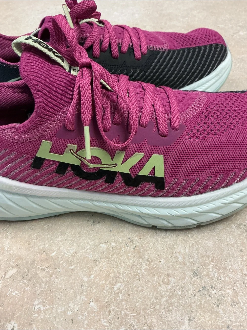 Hoka Carbon X 3 Women’s SZ 7 Running Shoe Festival Fuchsia/Black Hiking Trails
